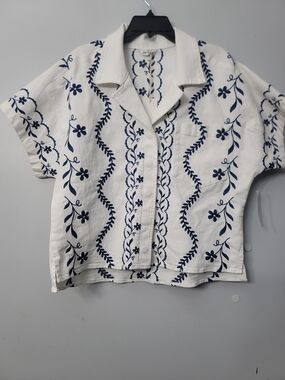 White Short Sleeve Button-Up Blouse with Navy Floral Embroidery
